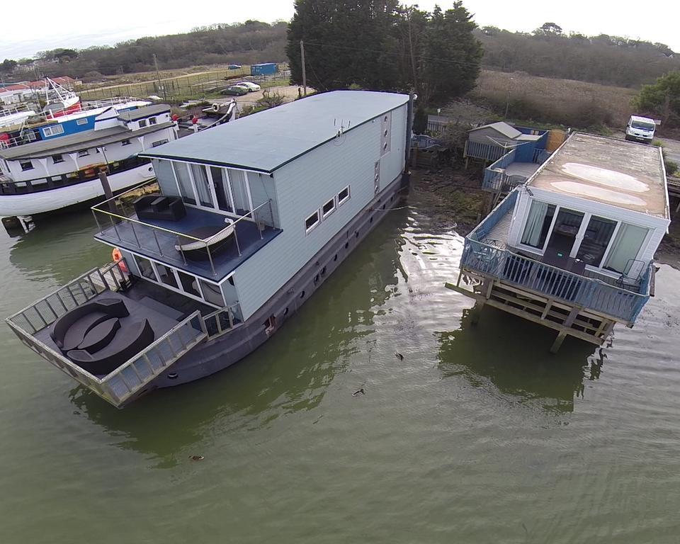 Houseboat Harbourside View Newport (Isle Of Wight) Exterior foto