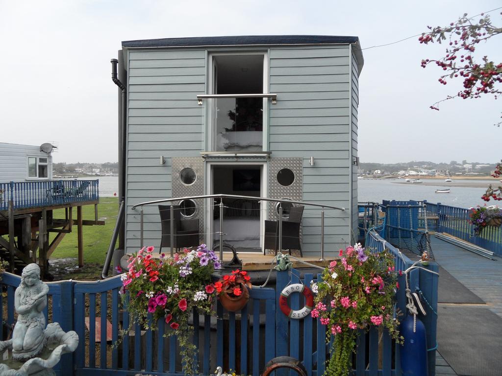 Houseboat Harbourside View Newport (Isle Of Wight) Exterior foto