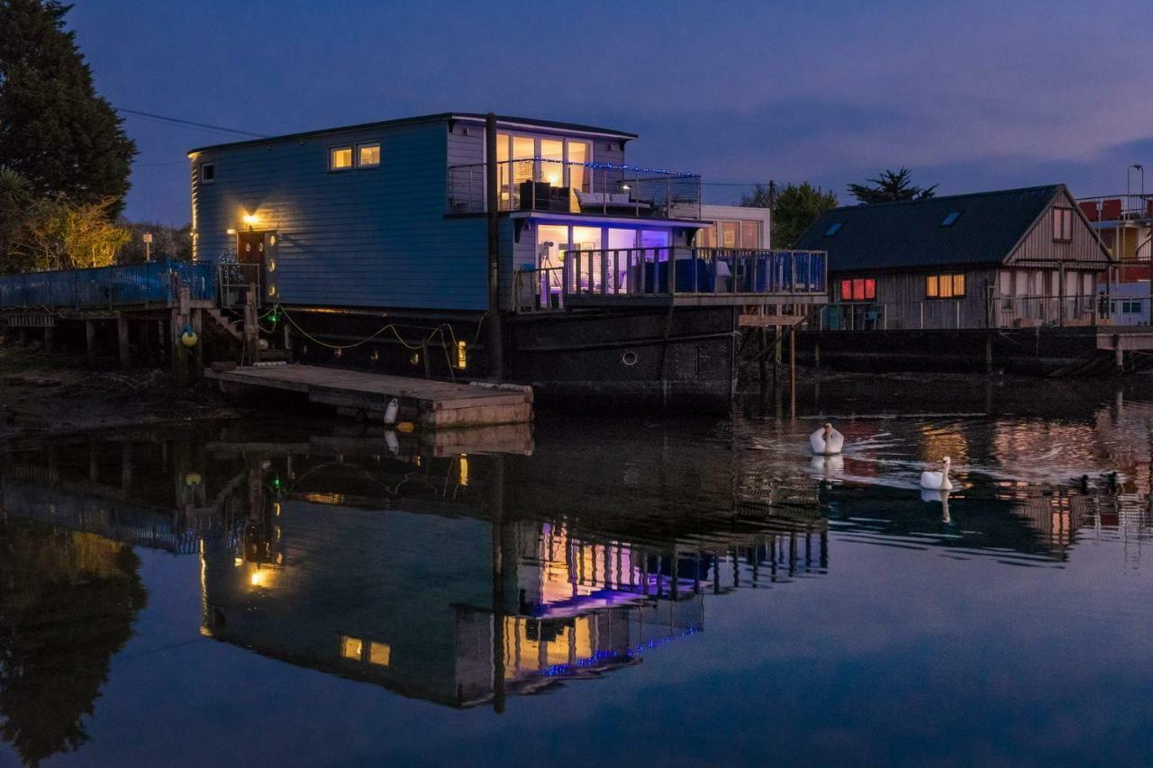 Houseboat Harbourside View Newport (Isle Of Wight) Exterior foto